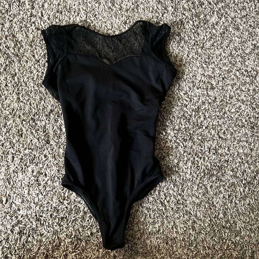 Suffolk cap sleeve leotard